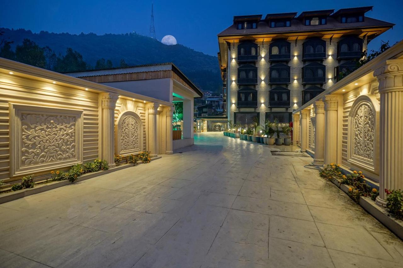 Hotel Snowland, Srinagar Екстериор снимка