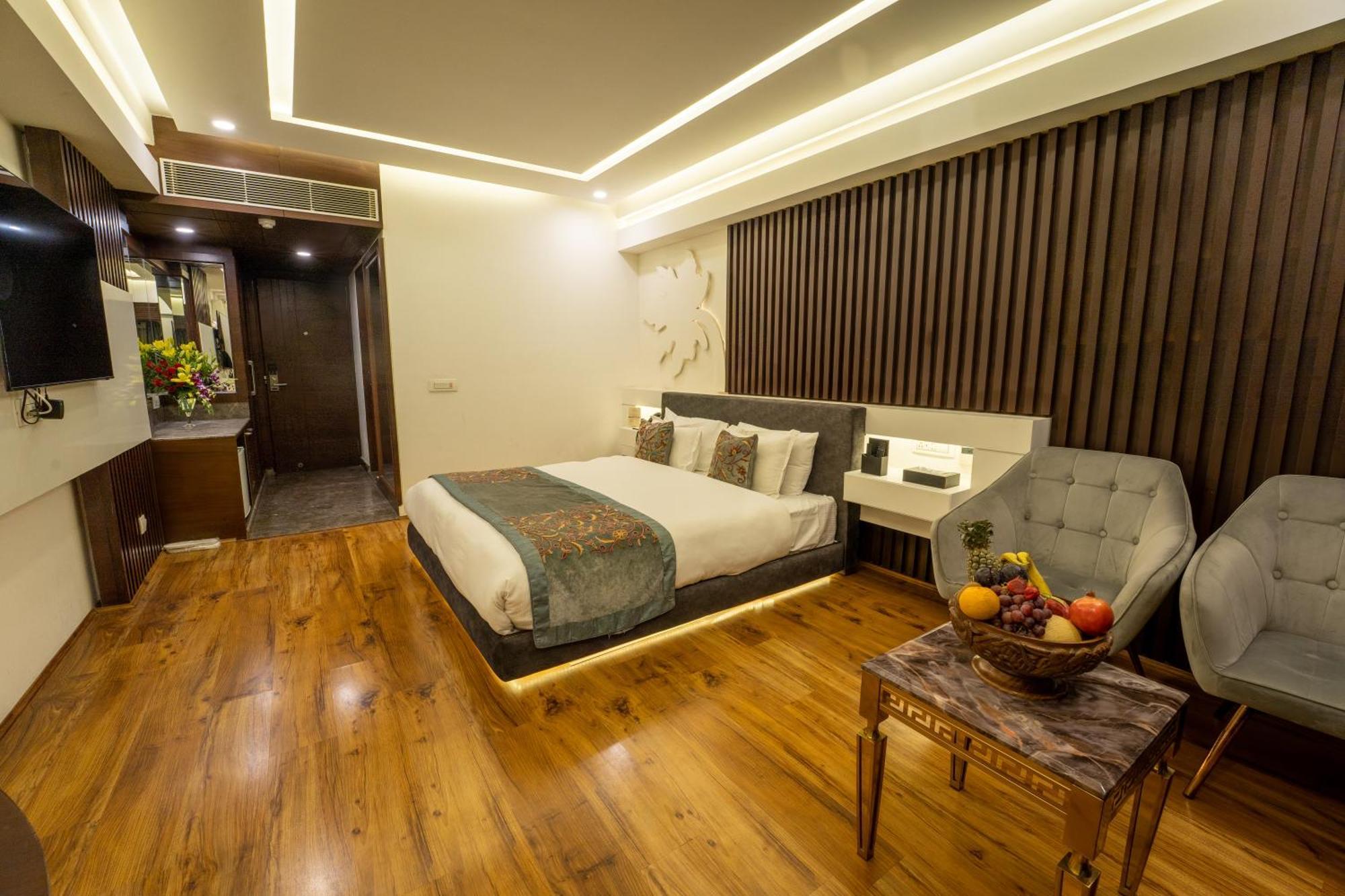Hotel Snowland, Srinagar Екстериор снимка