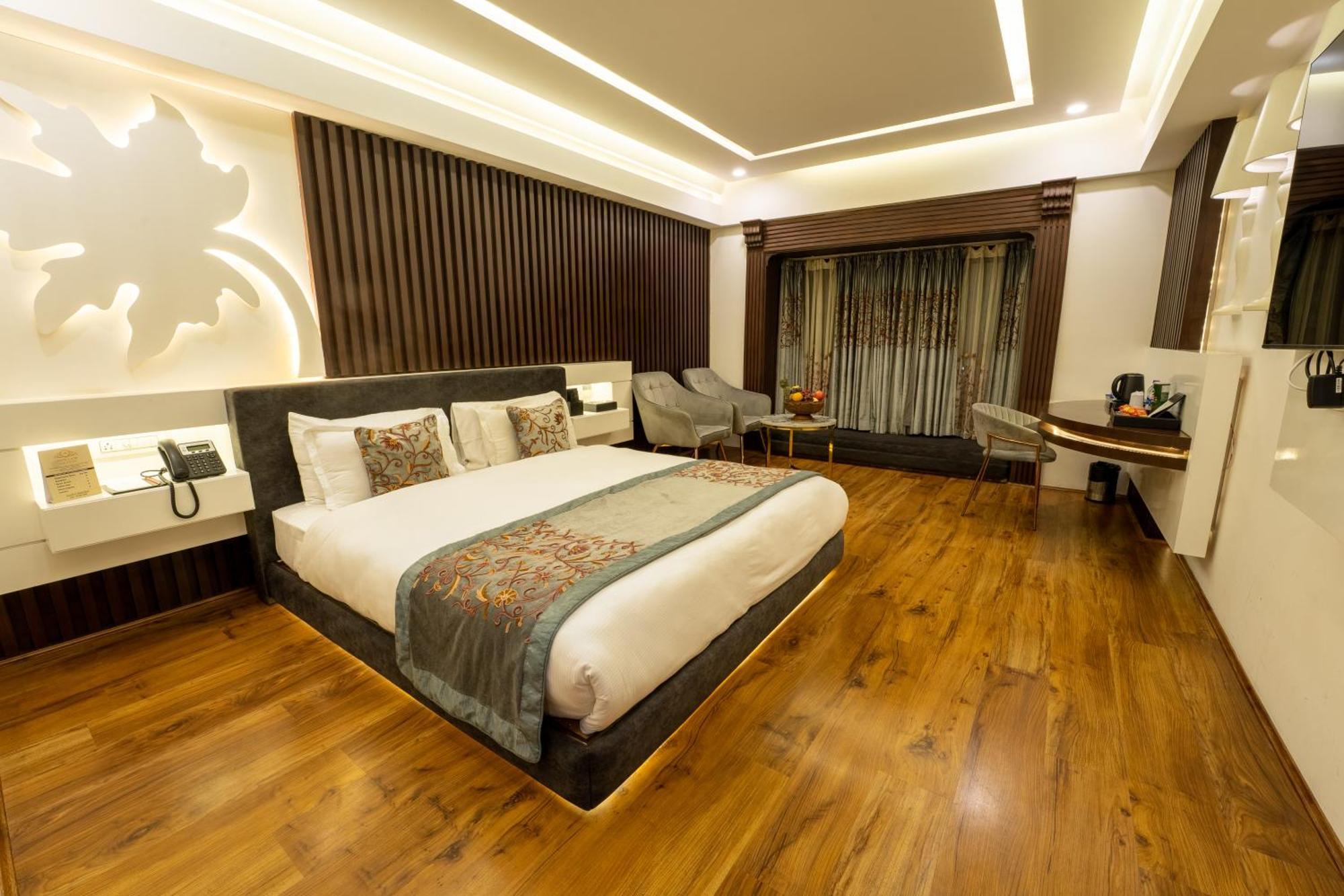 Hotel Snowland, Srinagar Екстериор снимка
