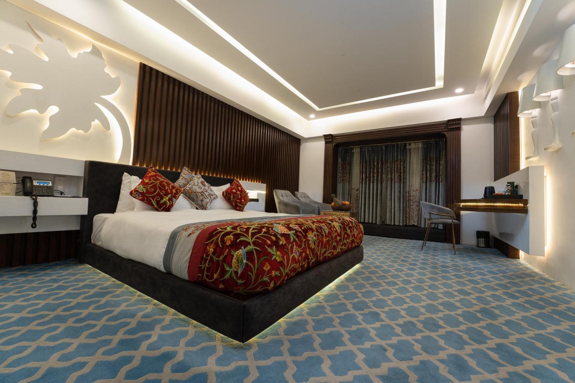 Hotel Snowland, Srinagar Екстериор снимка