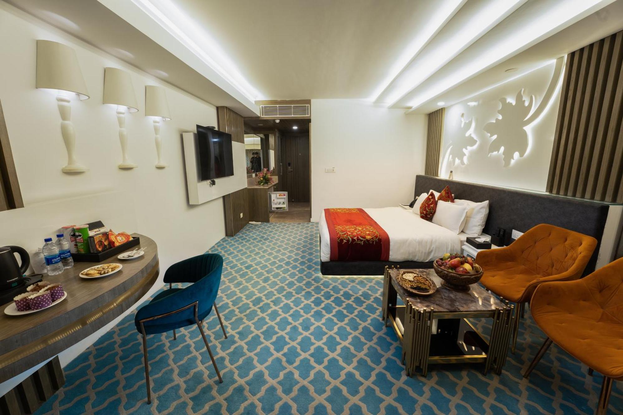 Hotel Snowland, Srinagar Екстериор снимка