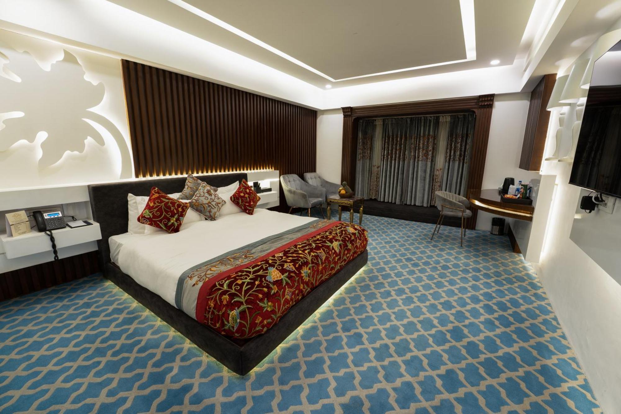 Hotel Snowland, Srinagar Екстериор снимка