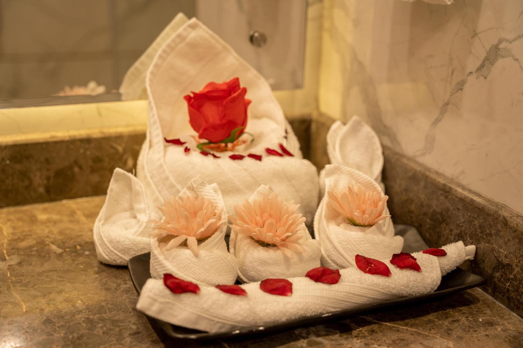 Hotel Snowland, Srinagar Екстериор снимка