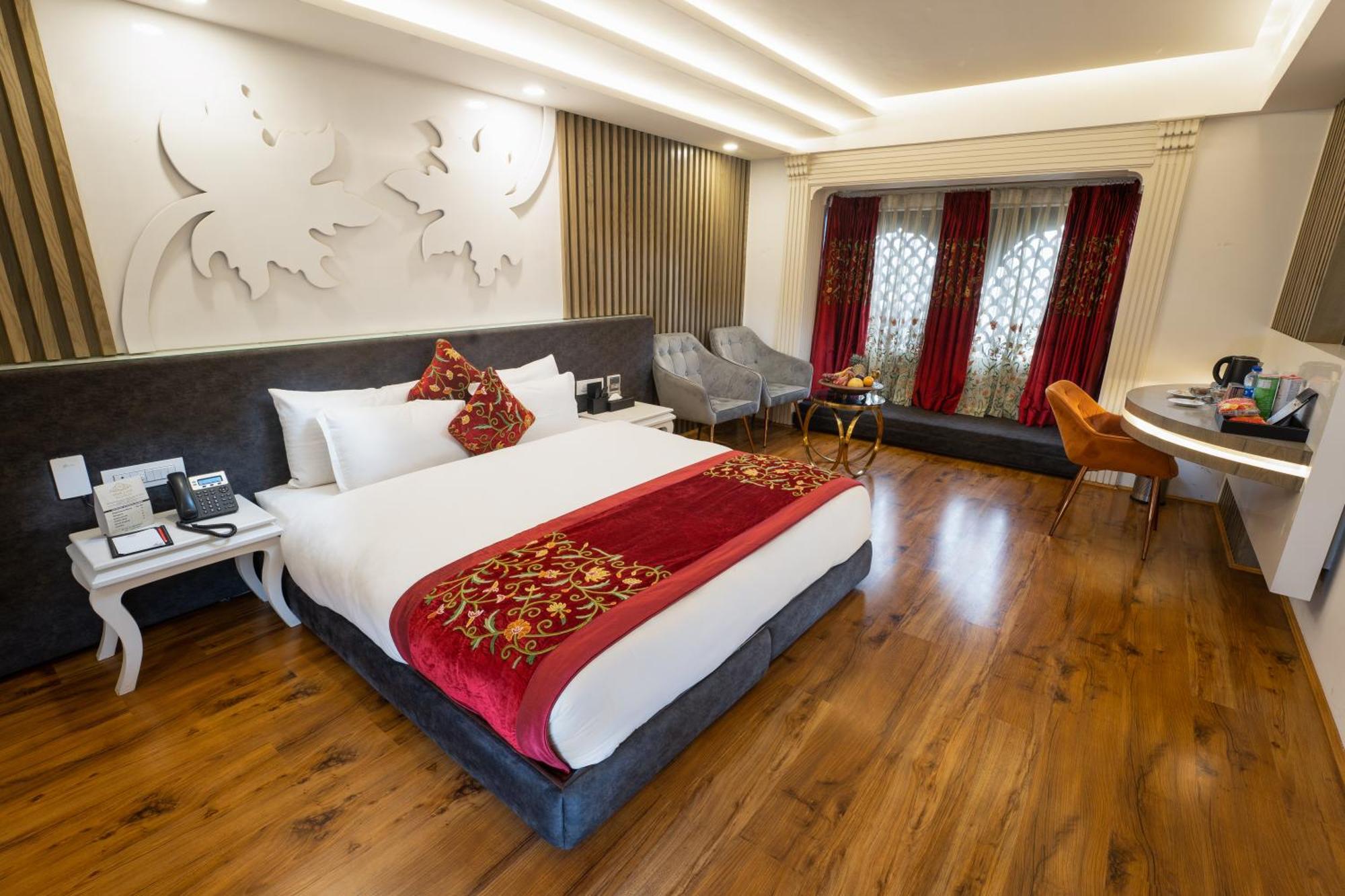 Hotel Snowland, Srinagar Екстериор снимка